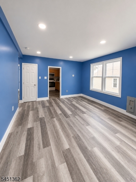332 E Main St