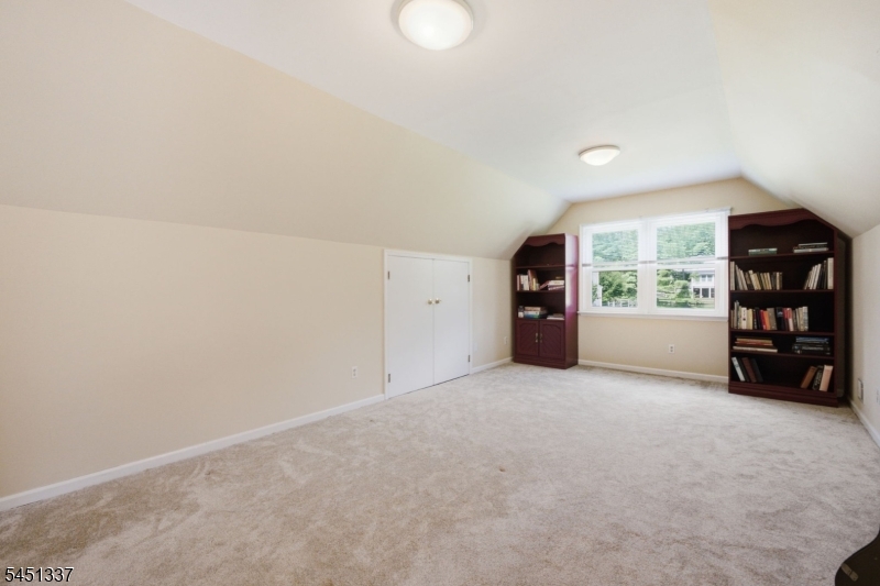 3 Brown Ct