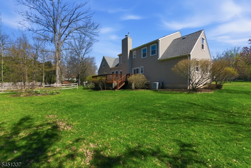 3 Brown Ct
