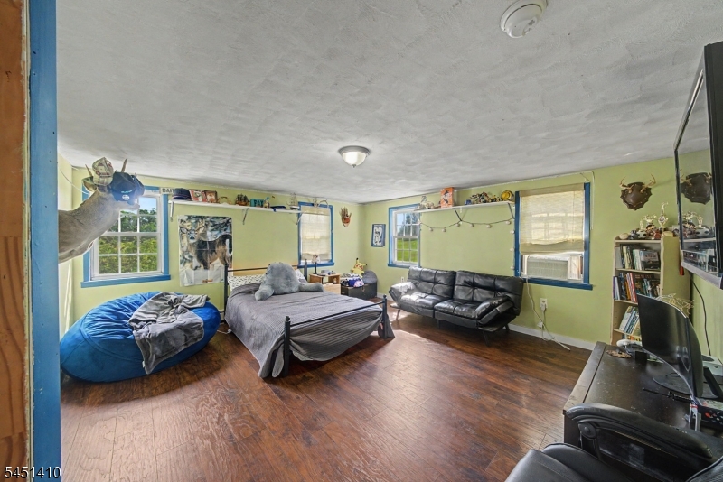 54 Lanning Road