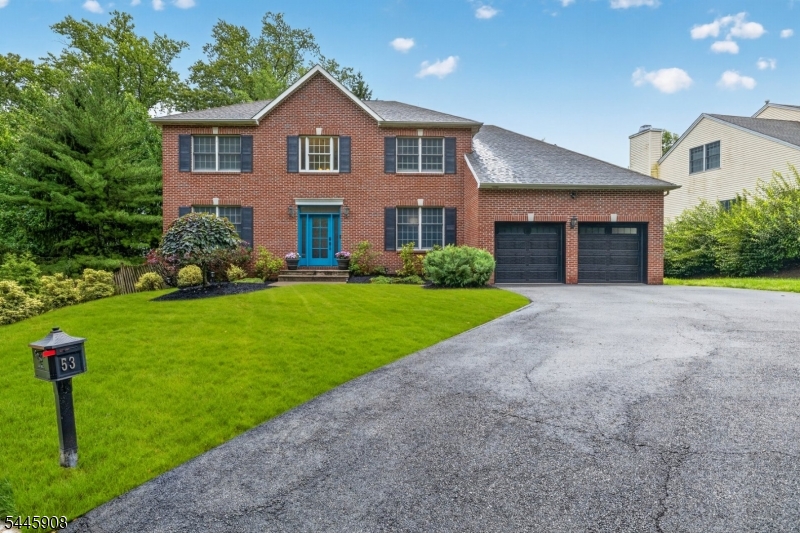 53 Highwood Rd