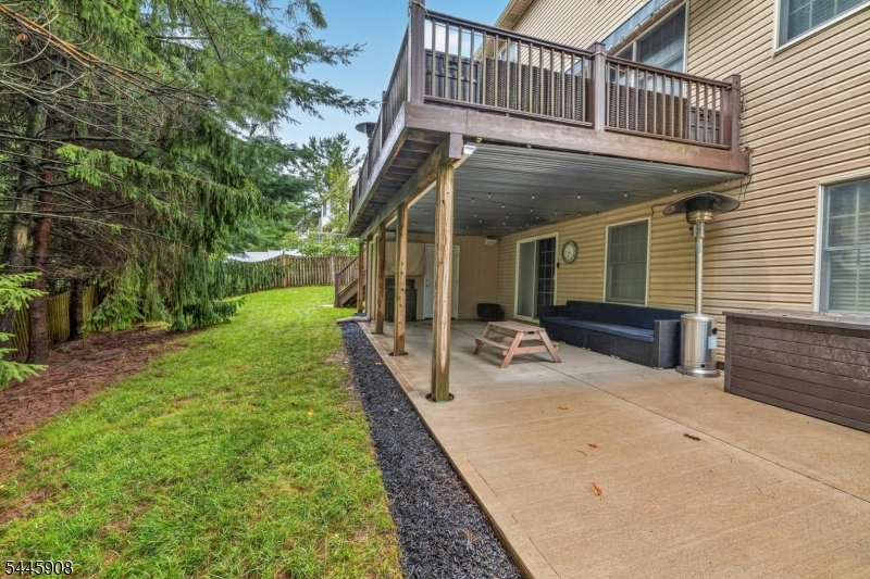 53 Highwood Rd