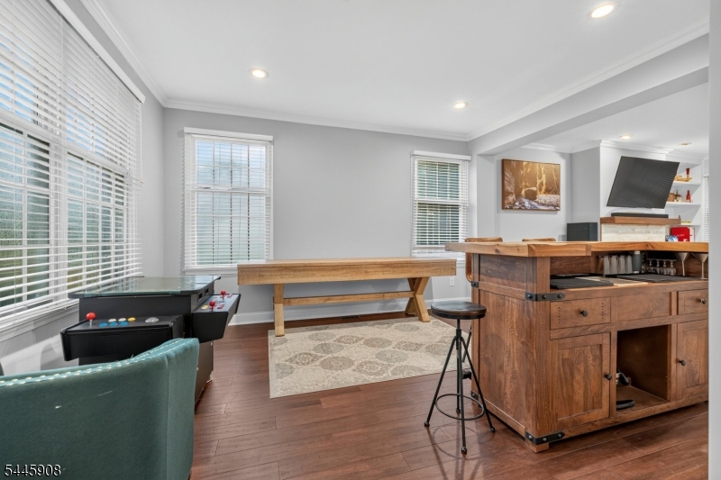 53 Highwood Rd