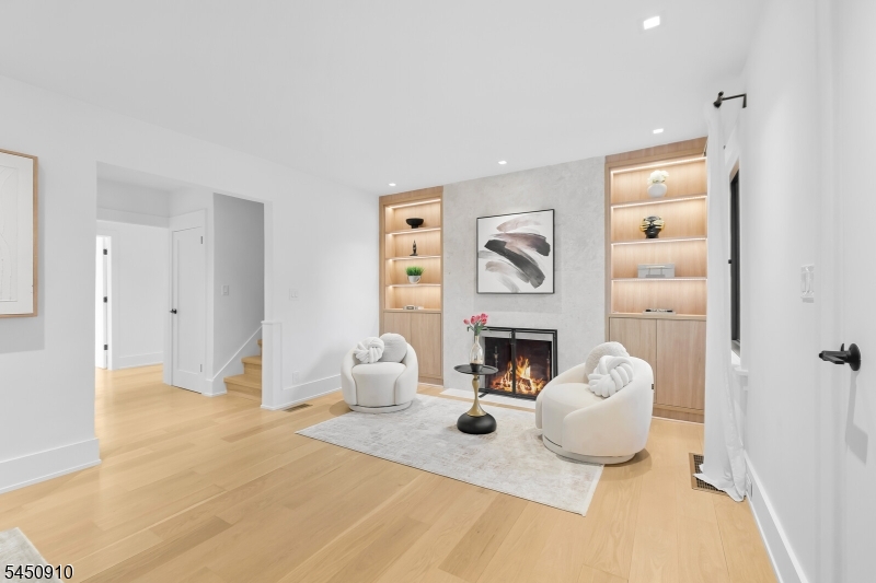 226 Haworth Ave