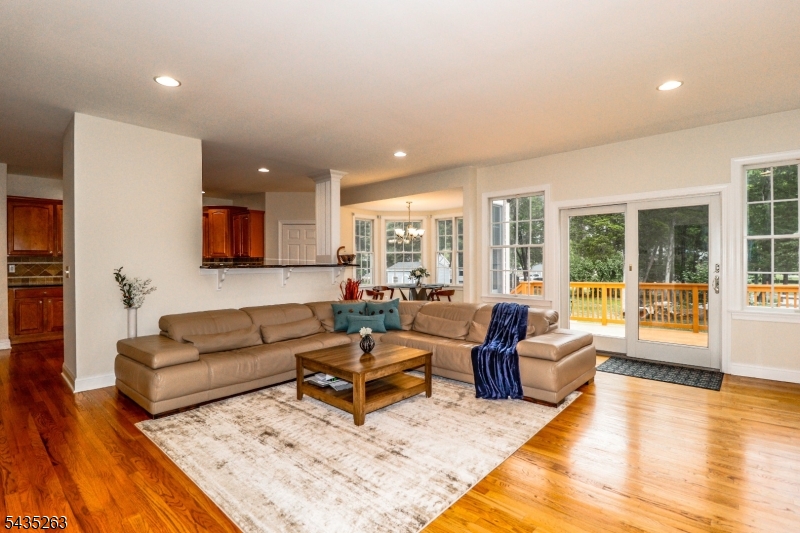 2 Brenner Ct