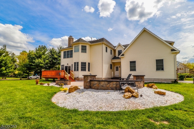 2 Brenner Ct