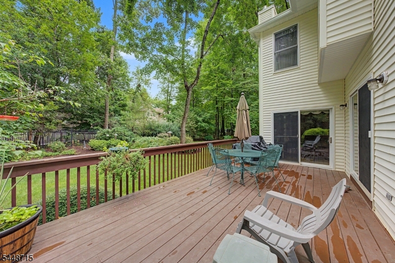 7 Melissa Dr