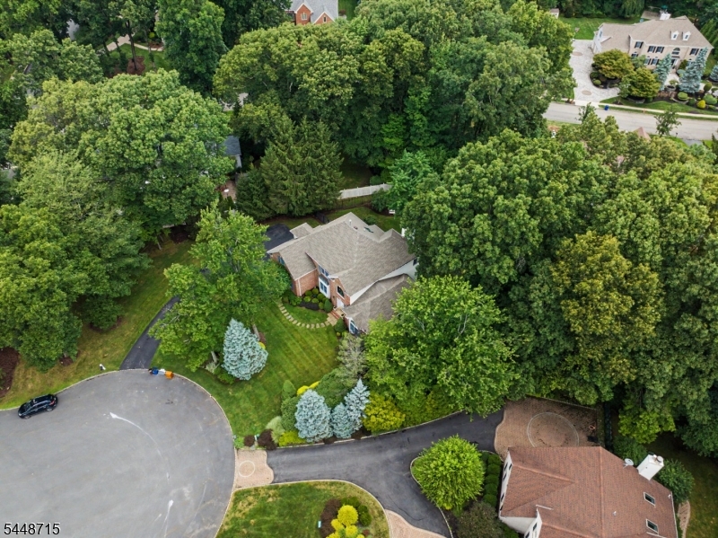 7 Melissa Dr