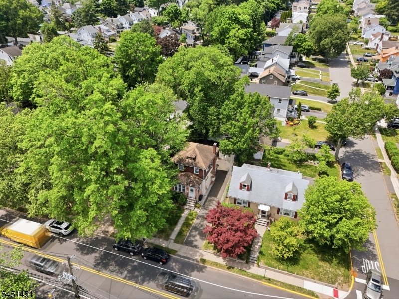 112 Grove Ave
