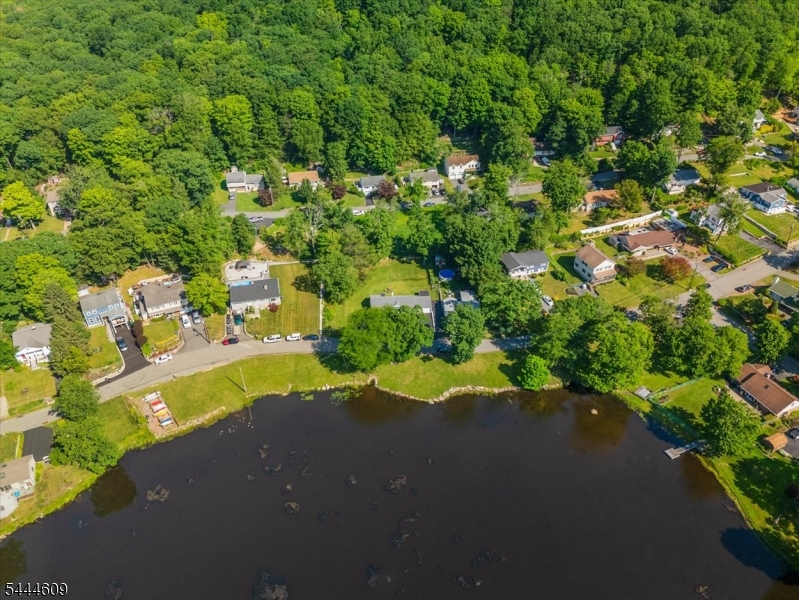 54 Oslo Dr