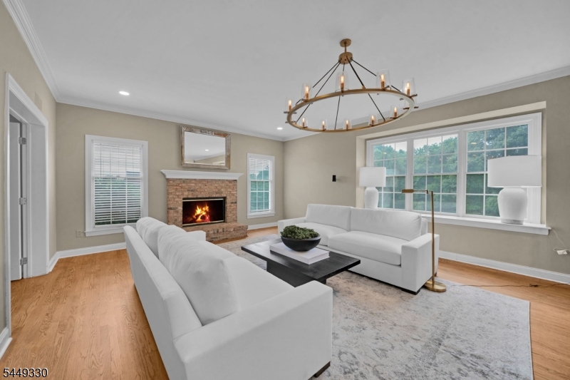 4 Middlesworth Farm Rd