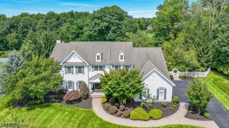 4 Middlesworth Farm Rd