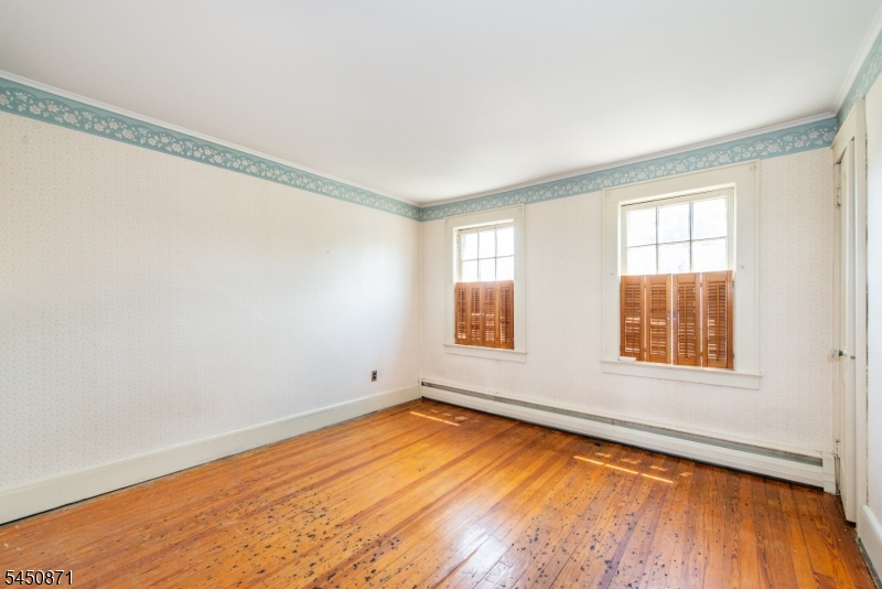 135 W Colfax Ave