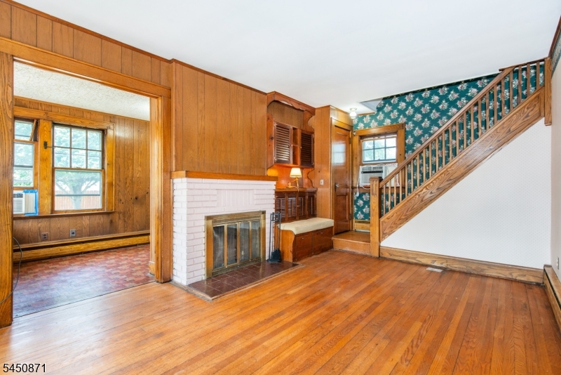 135 W Colfax Ave