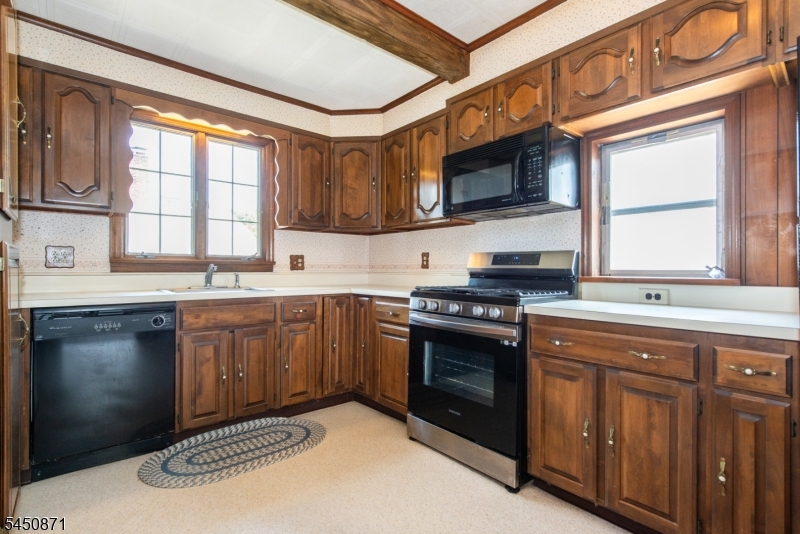 135 W Colfax Ave