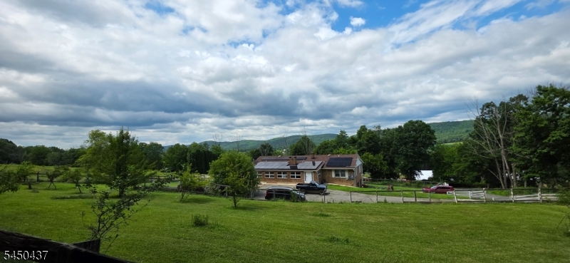610 Jackson Valley Rd