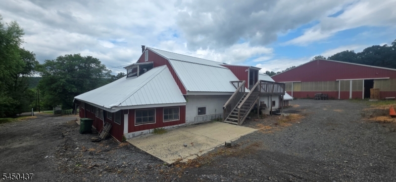 610 Jackson Valley Rd