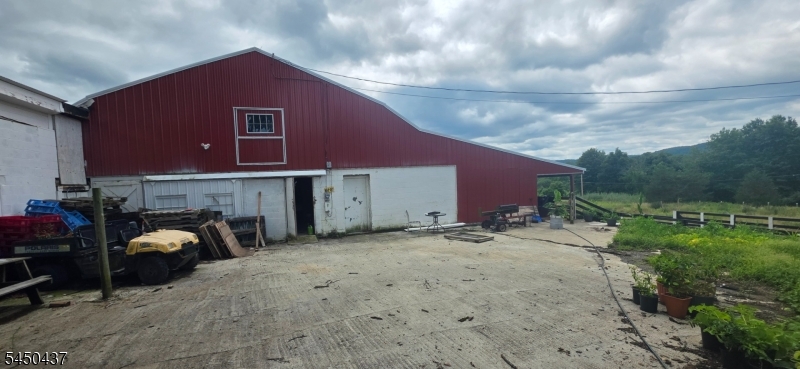 610 Jackson Valley Rd