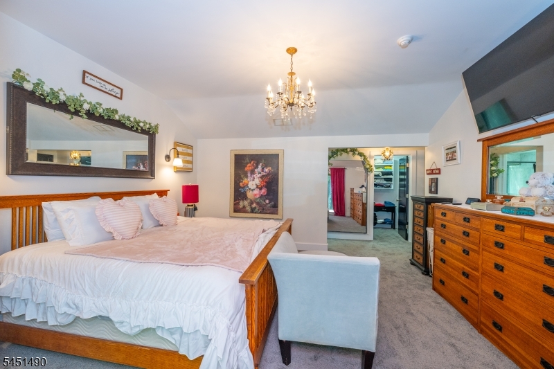 111 Ballantine Rd
