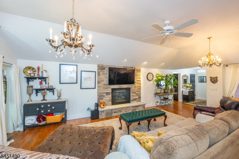 111 Ballantine Rd
