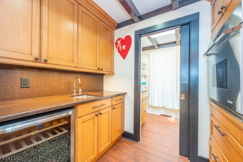 111 Ballantine Rd