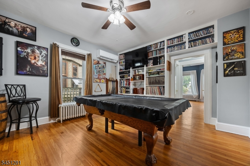 21 N Lincoln Ave