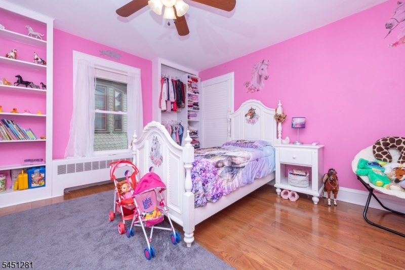 21 N Lincoln Ave