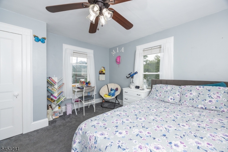 21 N Lincoln Ave