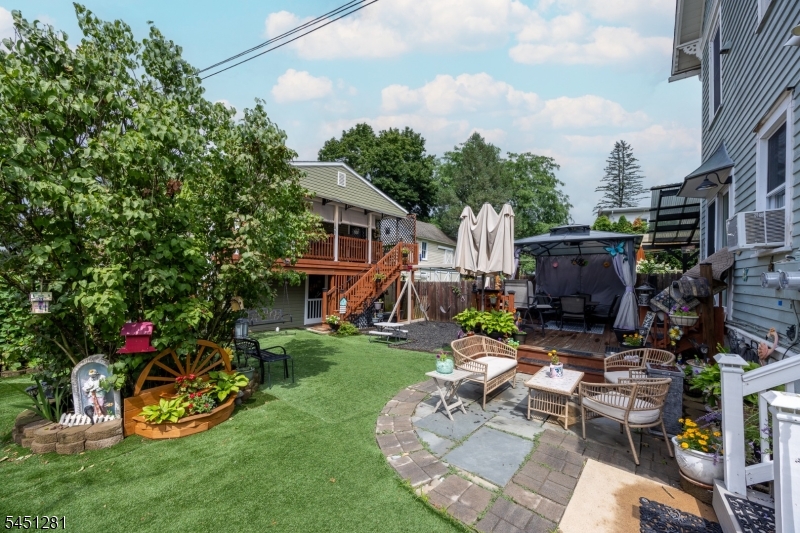 21 N Lincoln Ave