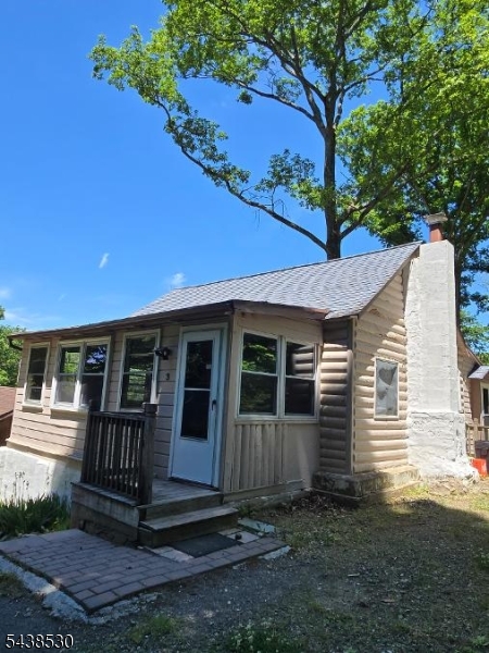 3 Carolina Ave