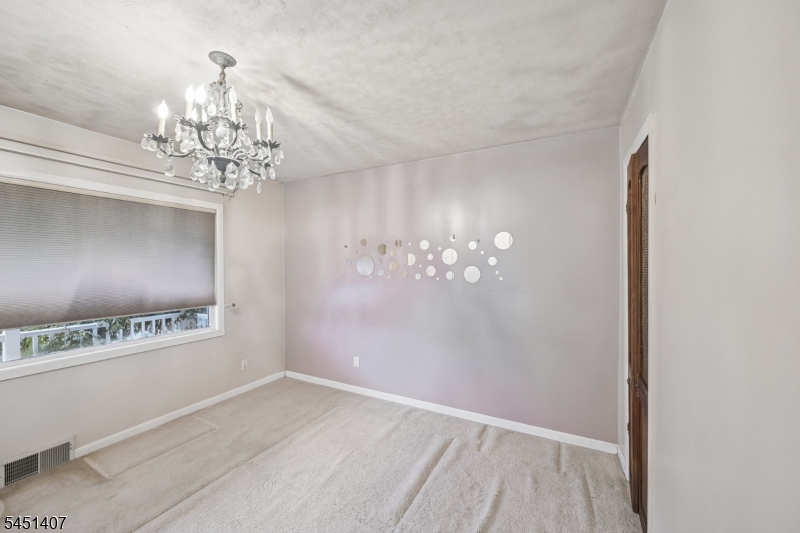 154 Marlboro Rd