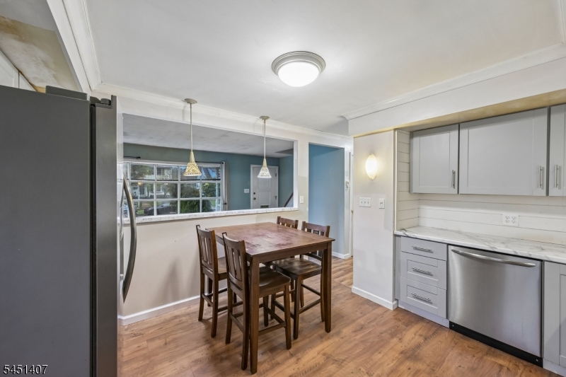 154 Marlboro Rd