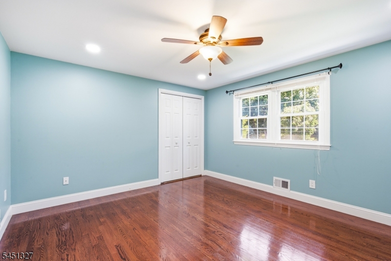 12 Medford Rd