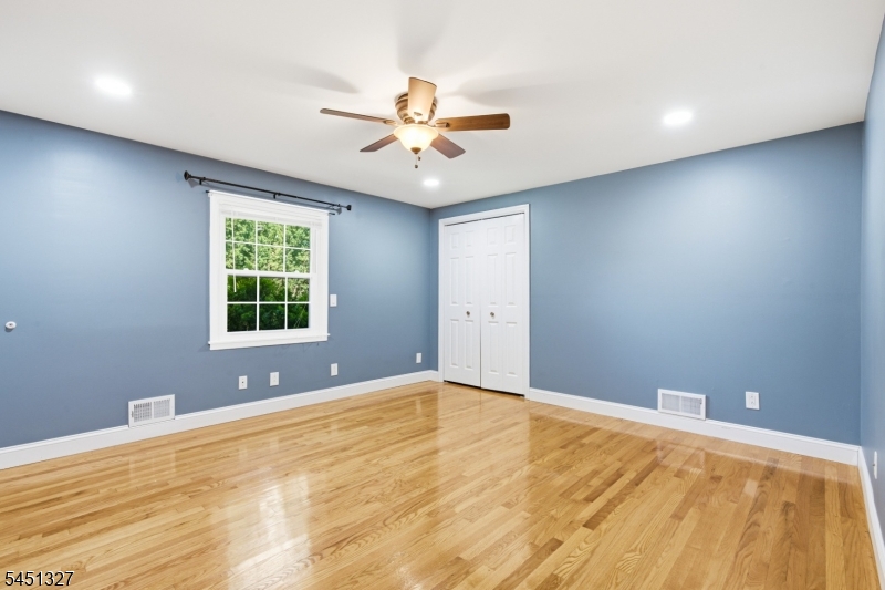 12 Medford Rd