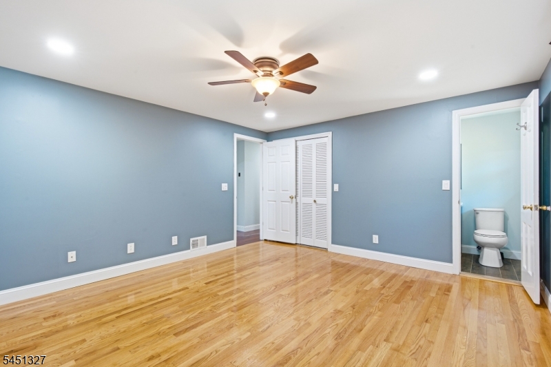 12 Medford Rd
