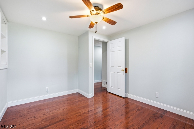 12 Medford Rd