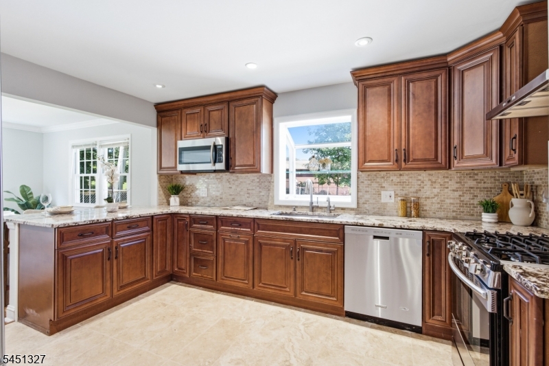 12 Medford Rd
