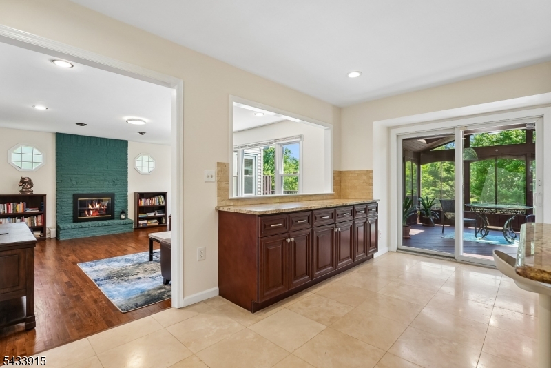 45 Adams Dr