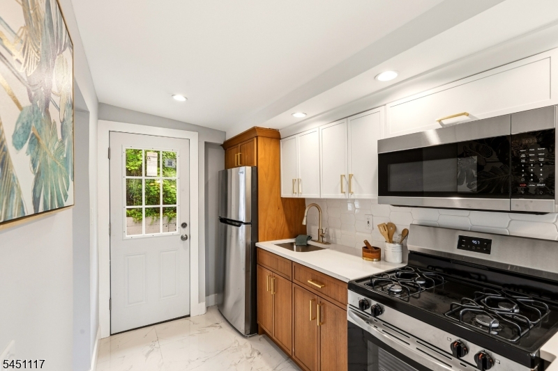 1 Lorelei Rd