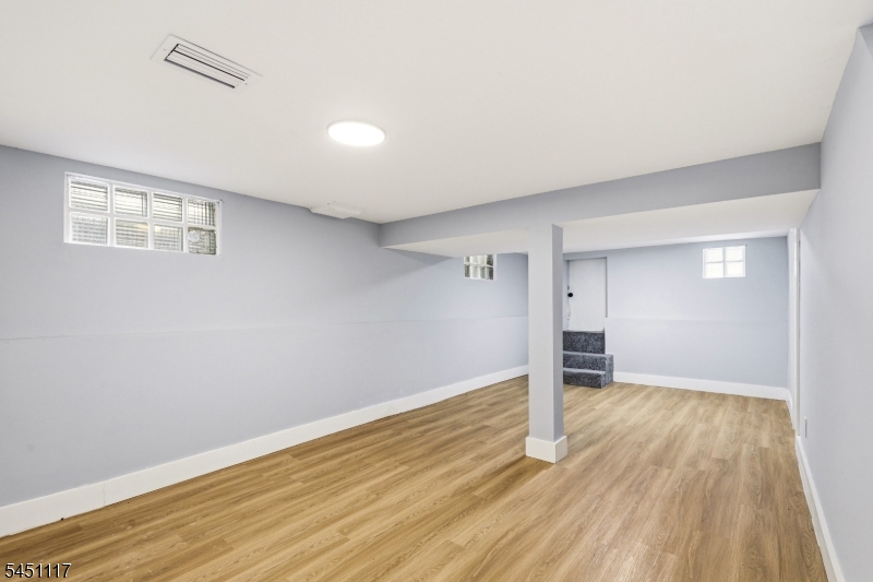 1 Lorelei Rd