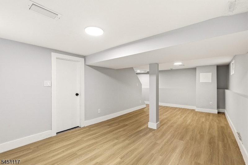 1 Lorelei Rd