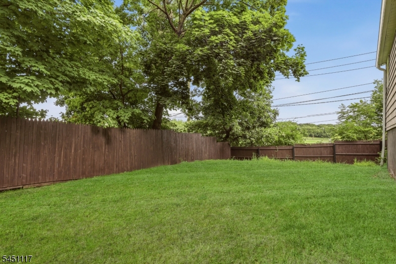 1 Lorelei Rd
