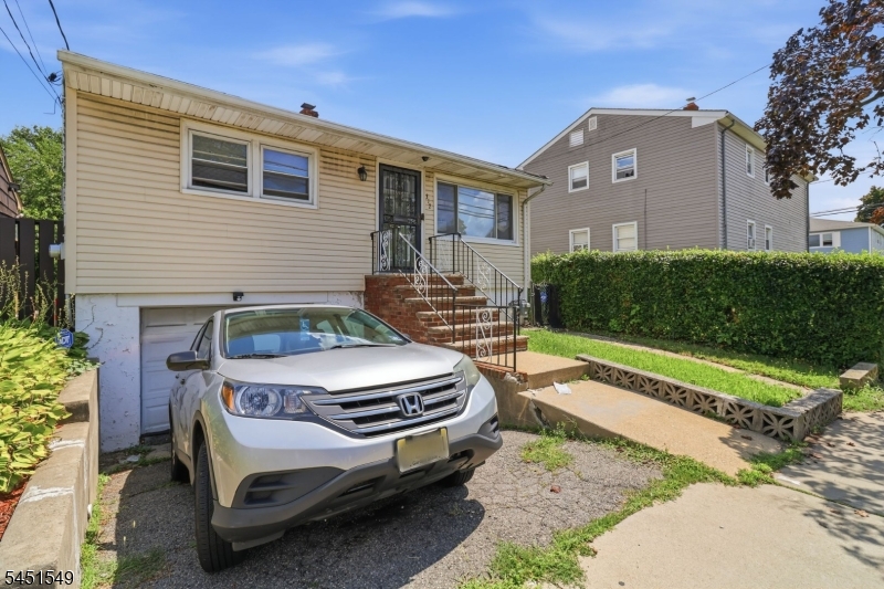 312 Stuyvesant Ave