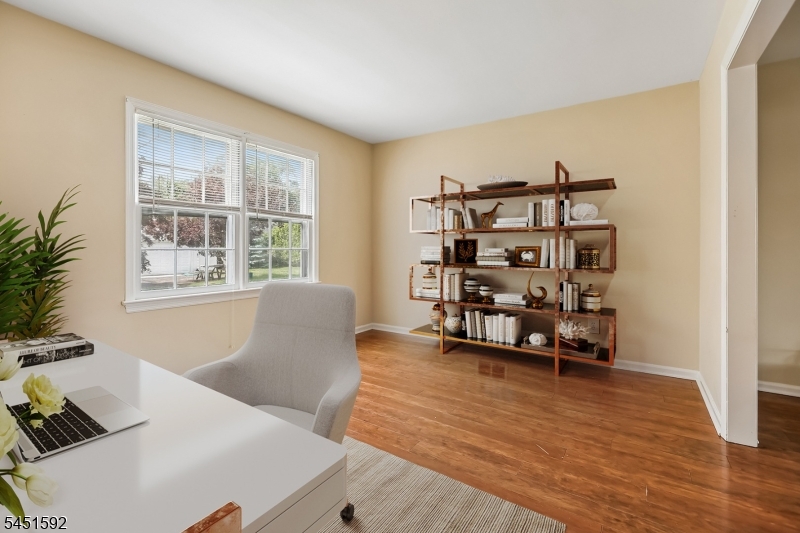 702 Boston Blvd
