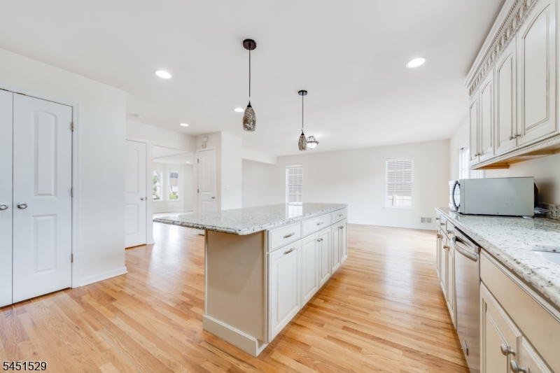 519 Fairview Ave