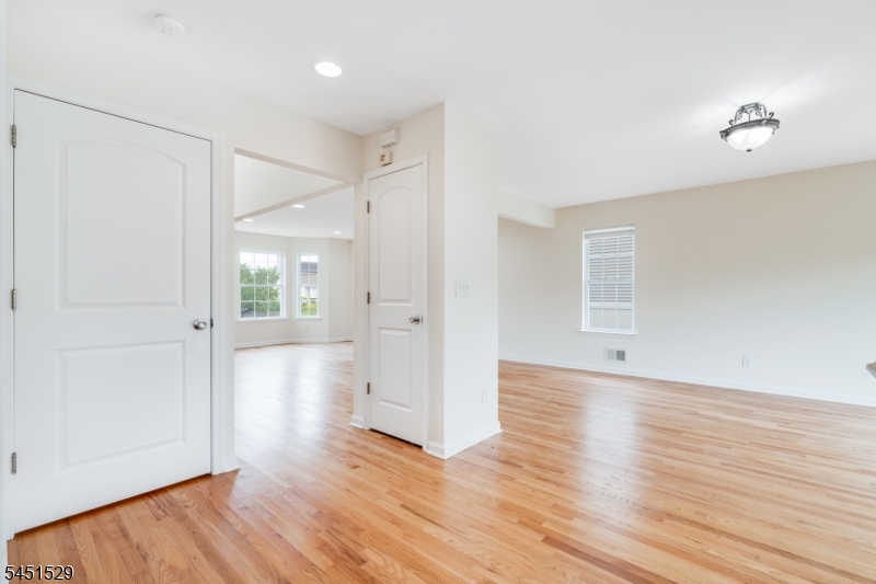 519 Fairview Ave