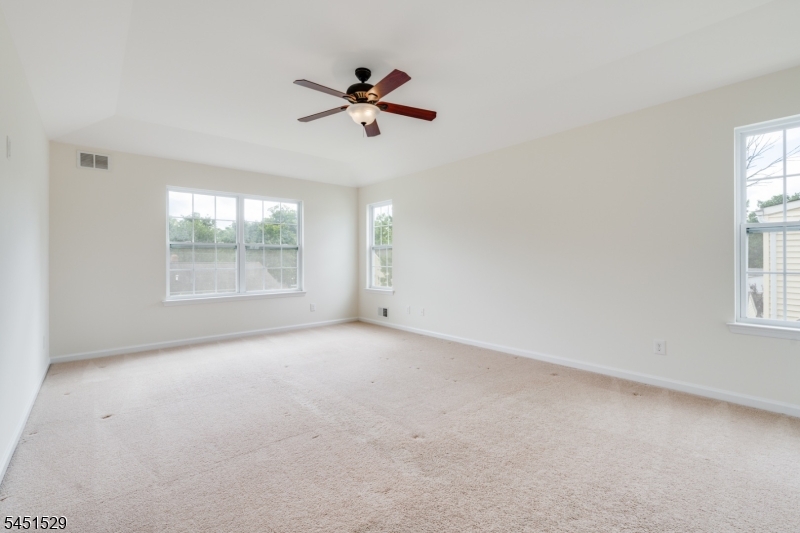 519 Fairview Ave