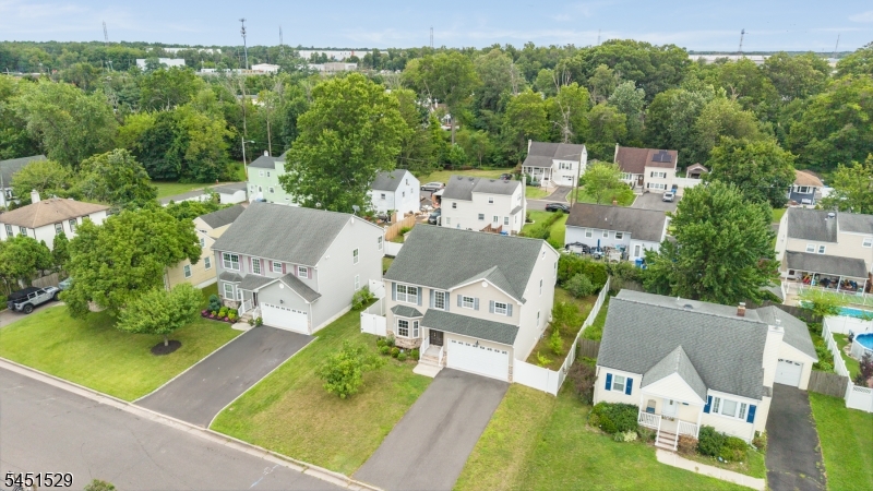 519 Fairview Ave