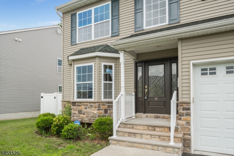 519 Fairview Ave