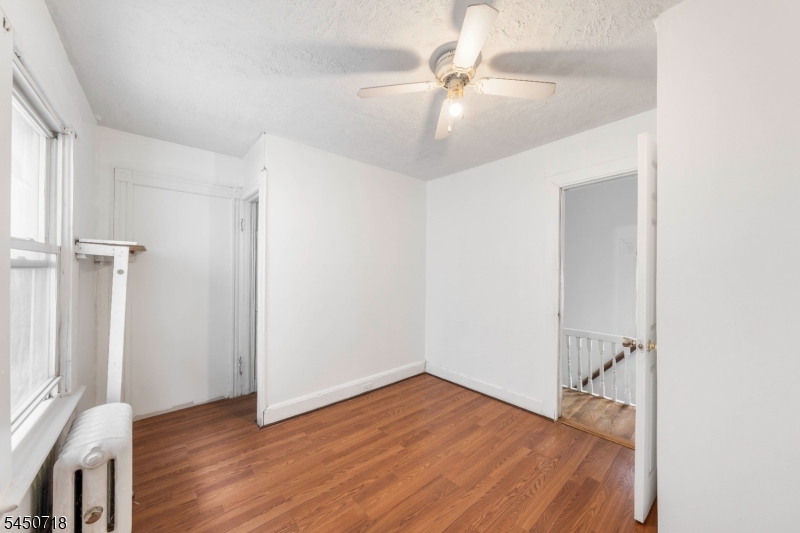 352 Forest St